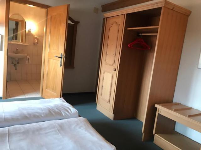 Hotel Sternen Worb Buitenkant foto